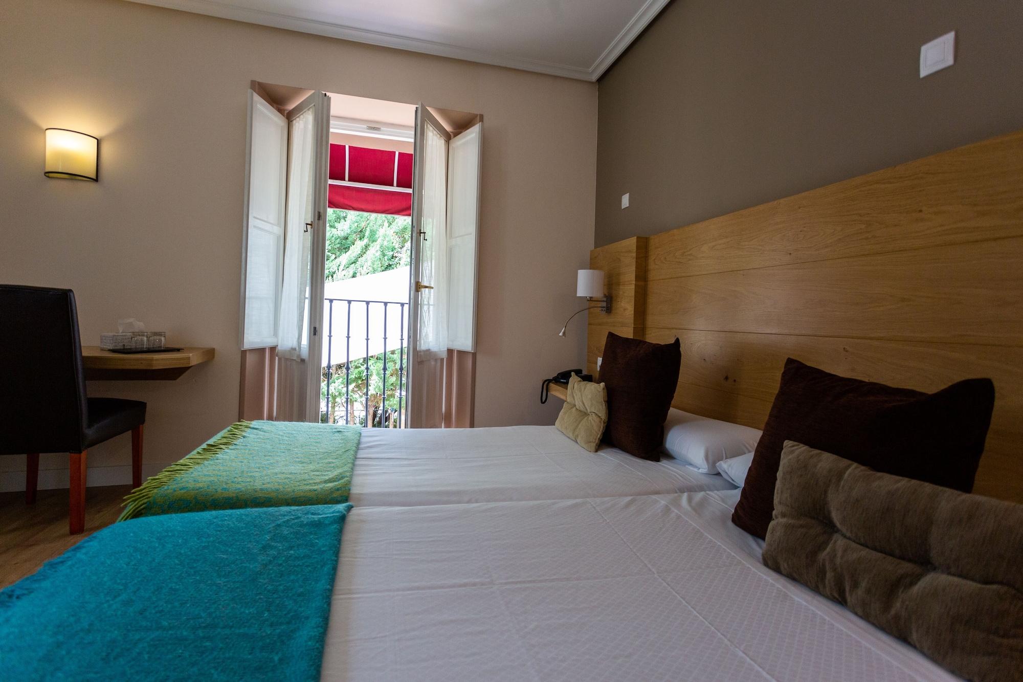 Hotel Arrope Haro Bagian luar foto