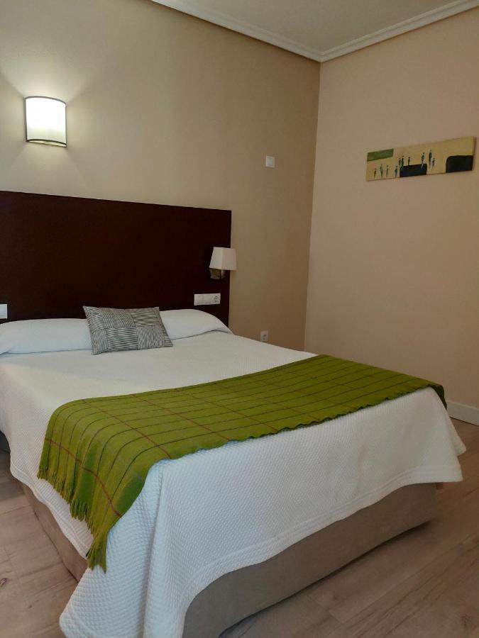 Hotel Arrope Haro Bagian luar foto
