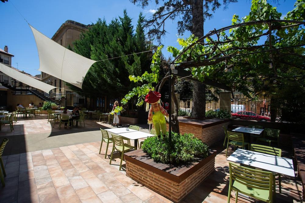 Hotel Arrope Haro Bagian luar foto