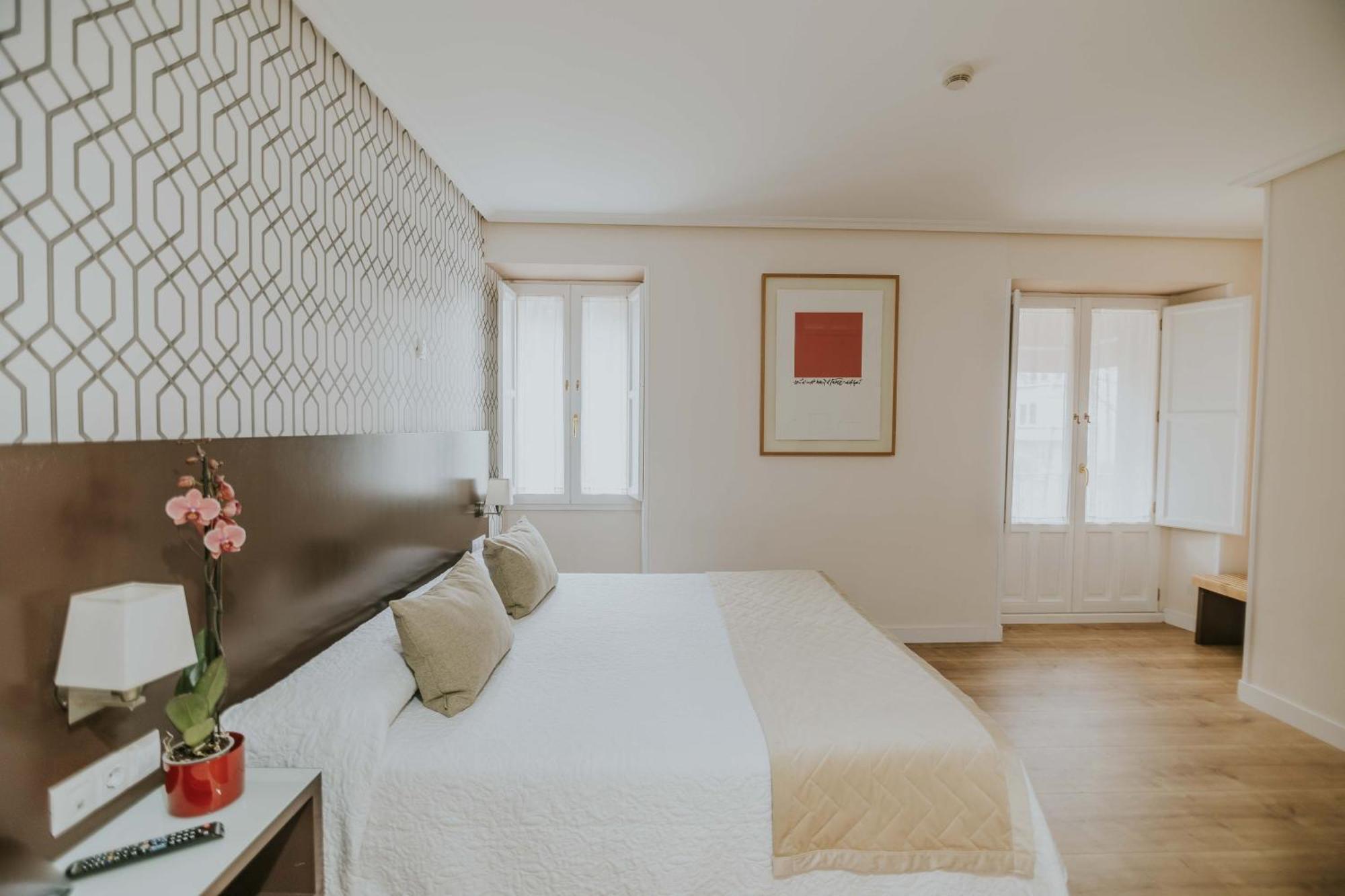 Hotel Arrope Haro Bagian luar foto