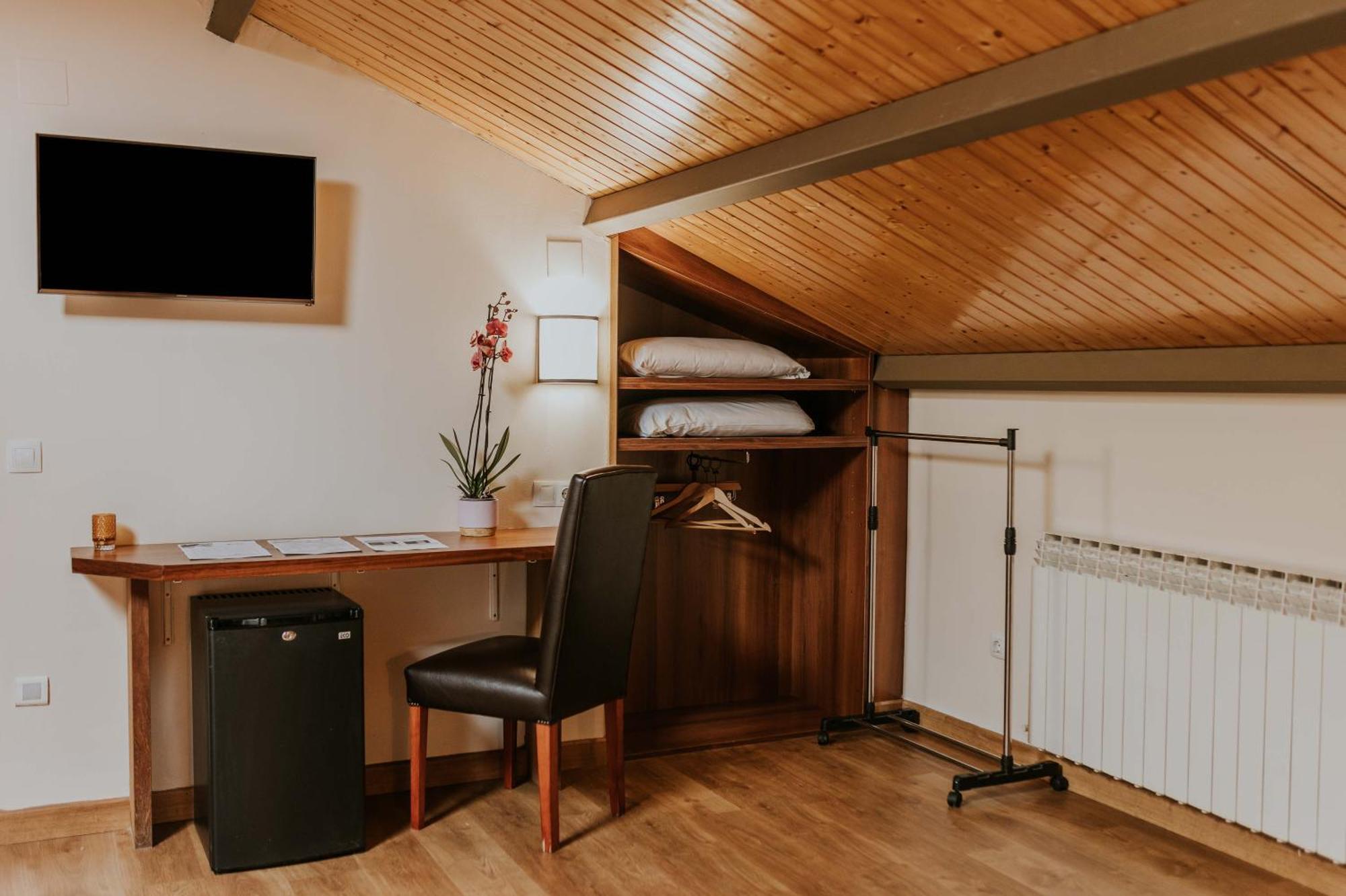 Hotel Arrope Haro Bagian luar foto