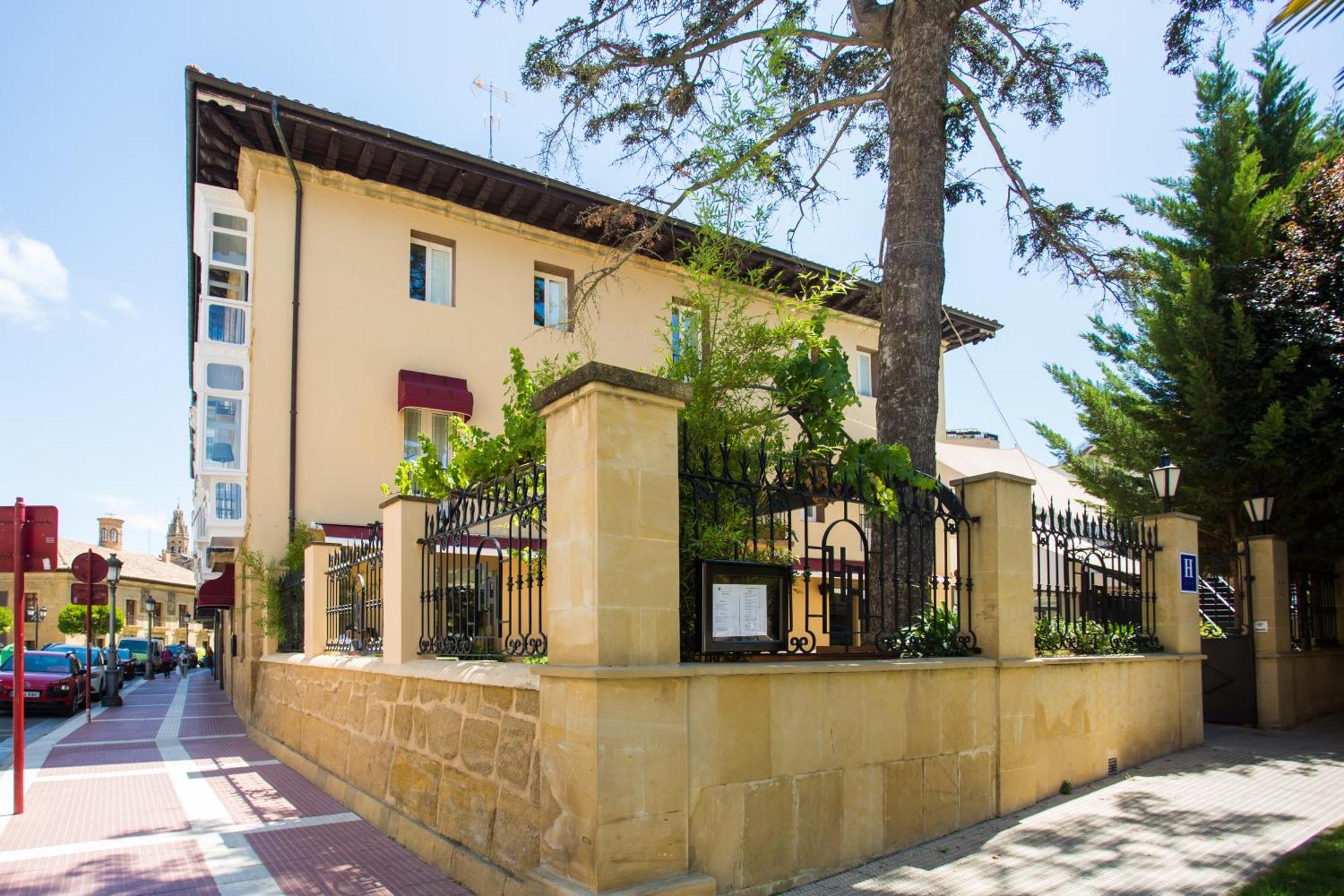 Hotel Arrope Haro Bagian luar foto